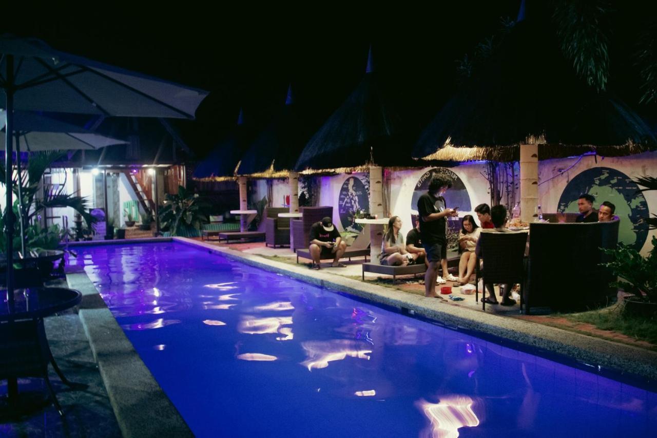 Blue Moon Inn Dauis Esterno foto